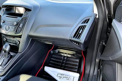 2017 Ford Focus SE   - Photo 16 - Rock Springs, WY 82901