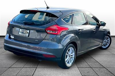 2017 Ford Focus SE   - Photo 2 - Rock Springs, WY 82901