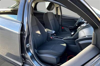 2017 Ford Focus SE   - Photo 7 - Rock Springs, WY 82901