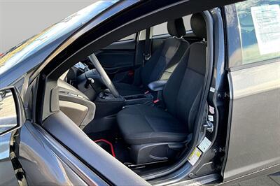 2017 Ford Focus SE   - Photo 27 - Rock Springs, WY 82901