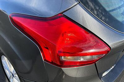 2017 Ford Focus SE   - Photo 32 - Rock Springs, WY 82901