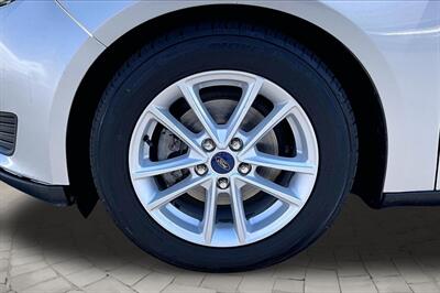 2017 Ford Focus SE   - Photo 8 - Rock Springs, WY 82901