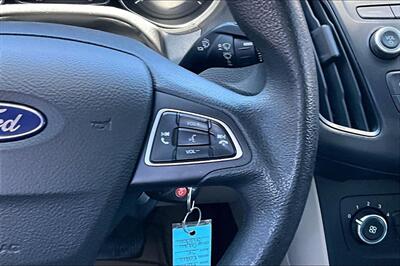 2017 Ford Focus SE   - Photo 21 - Rock Springs, WY 82901