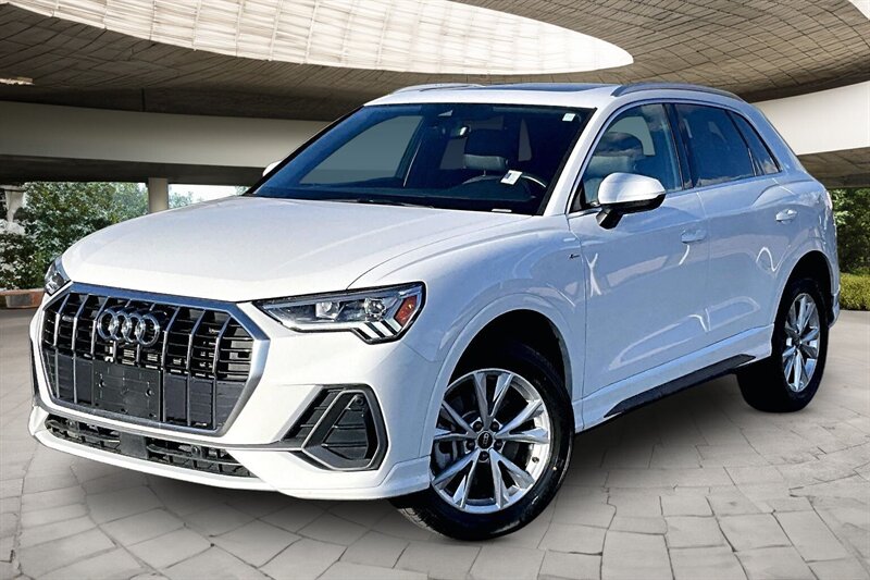2025 Audi Q3 quattro S line Premium 45  