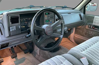 1993 GMC Sierra 1500 SLE   - Photo 13 - Rock Springs, WY 82901