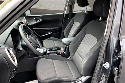2020 Kia Soul LX   - Photo 27 - Rock Springs, WY 82901