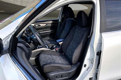 2016 Nissan Rogue SV - Photo 27 - Rock Springs, WY 82901