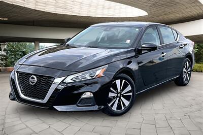 2022 Nissan Altima 2.5 SV Sedan