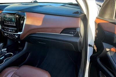 2018 Chevrolet Traverse High Country   - Photo 16 - Rock Springs, WY 82901