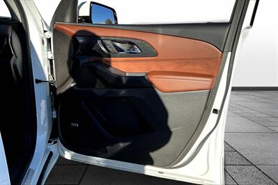 2018 Chevrolet Traverse High Country   - Photo 19 - Rock Springs, WY 82901