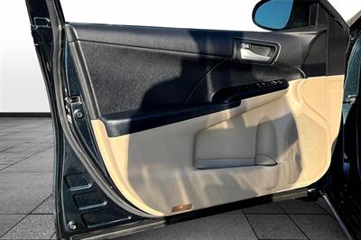 2012 Toyota Camry LE   - Photo 18 - Rock Springs, WY 82901