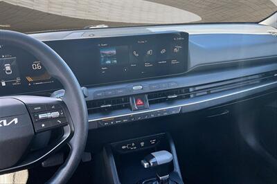 2025 Kia K4 LXS   - Photo 6 - Rock Springs, WY 82901