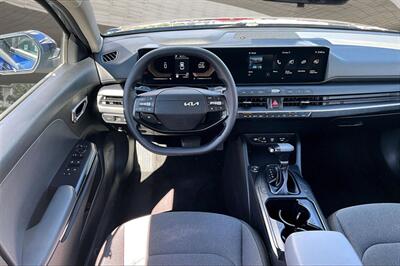 2025 Kia K4 LXS   - Photo 5 - Rock Springs, WY 82901