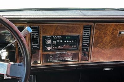 1985 Buick Riviera   - Photo 6 - Rock Springs, WY 82901