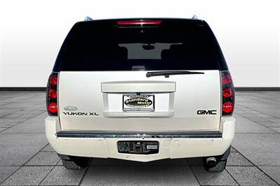 2012 GMC Yukon XL Denali   - Photo 4 - Rock Springs, WY 82901