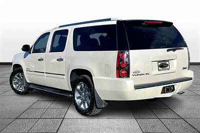 2012 GMC Yukon XL Denali   - Photo 12 - Rock Springs, WY 82901