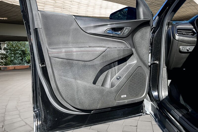 2022 Chevrolet Equinox RS - Photo 18