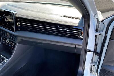 2025 Volkswagen Jetta Sport   - Photo 16 - Rock Springs, WY 82901