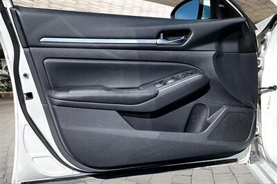 2022 Nissan Altima 2.5 SV - Photo 18 - Rock Springs, WY 82901