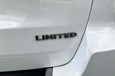 2015 Jeep Grand Cherokee Limited   - Photo 34 - Rock Springs, WY 82901