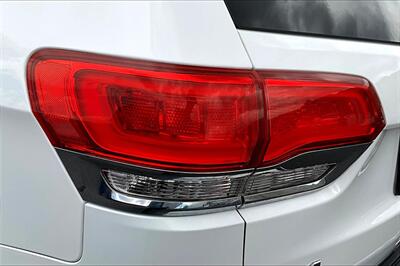 2015 Jeep Grand Cherokee Limited   - Photo 33 - Rock Springs, WY 82901