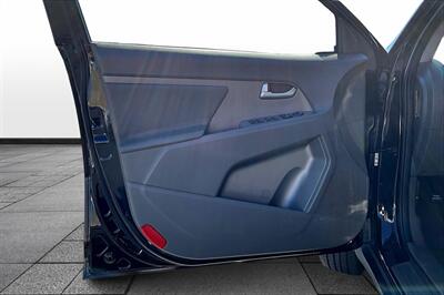 2012 Kia Sportage LX   - Photo 18 - Rock Springs, WY 82901