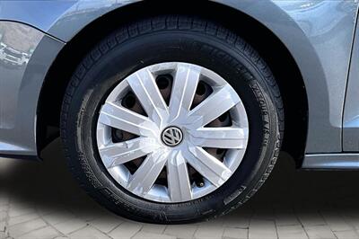 2015 Volkswagen Jetta S   - Photo 8 - Rock Springs, WY 82901