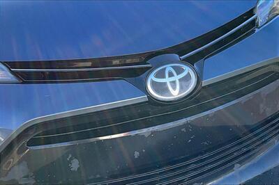 2018 Toyota Corolla LE   - Photo 30 - Rock Springs, WY 82901