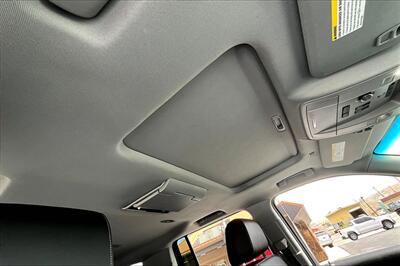 2016 GMC Yukon XL SLT   - Photo 17 - Rock Springs, WY 82901