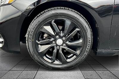 2019 Honda Accord LX   - Photo 8 - Rock Springs, WY 82901