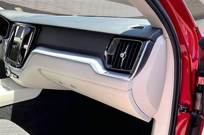 2020 Volvo V60 T5 Momentum - Photo 16 - Rock Springs, WY 82901