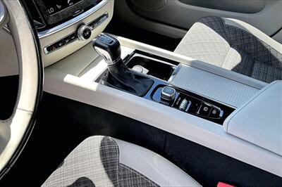 2020 Volvo V60 T5 Momentum - Photo 14 - Rock Springs, WY 82901