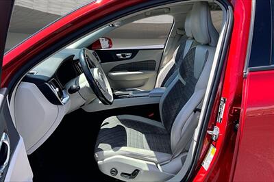 2020 Volvo V60 T5 Momentum - Photo 27 - Rock Springs, WY 82901