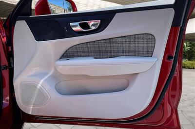 2020 Volvo V60 T5 Momentum - Photo 19 - Rock Springs, WY 82901