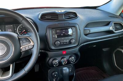 2017 Jeep Renegade Sport   - Photo 6 - Rock Springs, WY 82901