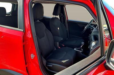 2017 Jeep Renegade Sport   - Photo 7 - Rock Springs, WY 82901