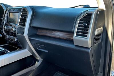 2015 Ford F-150 Lariat - Photo 16 - Rock Springs, WY 82901