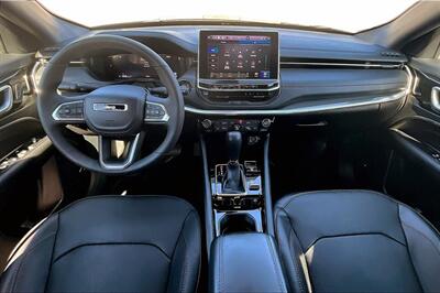 2023 Jeep Compass Limited   - Photo 15 - Rock Springs, WY 82901