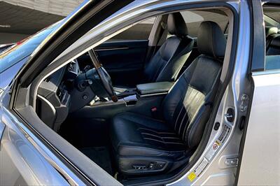 2016 Lexus ES 300h - Photo 27 - Rock Springs, WY 82901