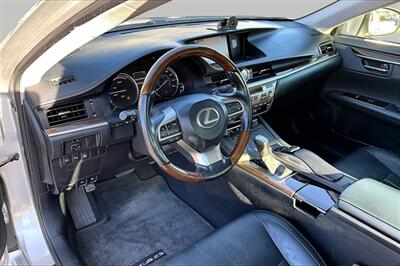 2016 Lexus ES 300h   - Photo 13 - Rock Springs, WY 82901