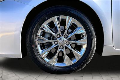 2016 Lexus ES 300h   - Photo 8 - Rock Springs, WY 82901