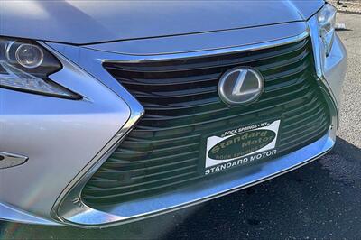 2016 Lexus ES 300h   - Photo 30 - Rock Springs, WY 82901