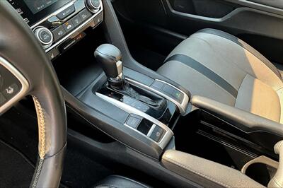 2016 Honda Civic Touring   - Photo 14 - Rock Springs, WY 82901