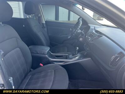 2012 Kia Sportage LX   - Photo 18 - Doral, FL 33122