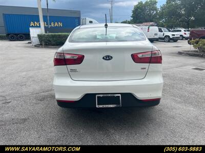 2017 Kia Rio LX   - Photo 8 - Doral, FL 33122