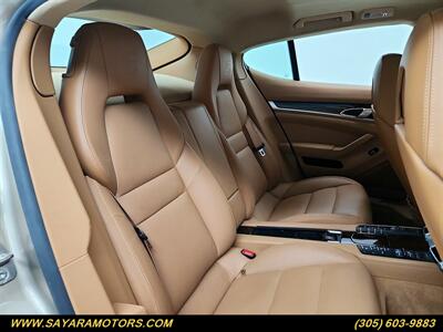 2016 Porsche Panamera 4   - Photo 15 - Doral, FL 33122