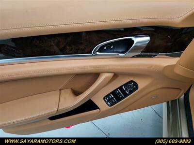 2016 Porsche Panamera 4   - Photo 18 - Doral, FL 33122