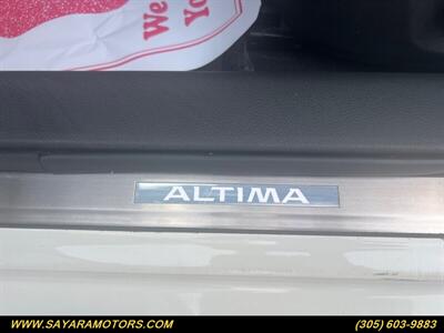 2020 Nissan Altima 2.5 SR   - Photo 16 - Doral, FL 33122