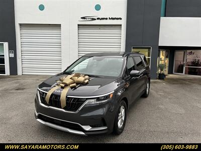 2023 Kia Carnival LX   - Photo 2 - Doral, FL 33122