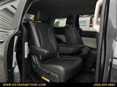 2023 Kia Carnival LX   - Photo 21 - Doral, FL 33122